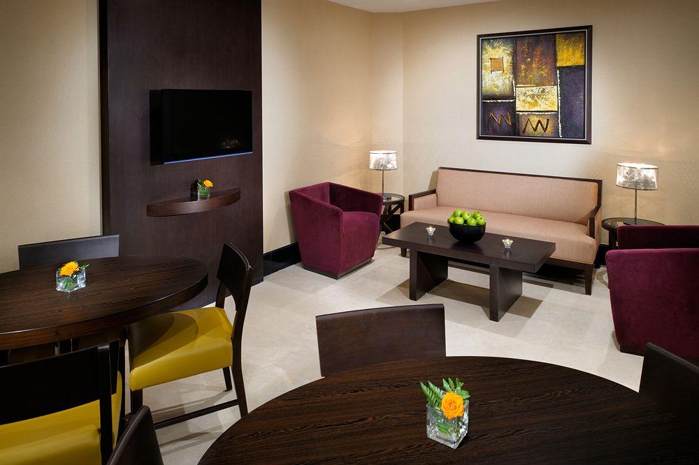 Courtyard By Marriott Riyadh Diplomatic Quarter Dış mekan fotoğraf